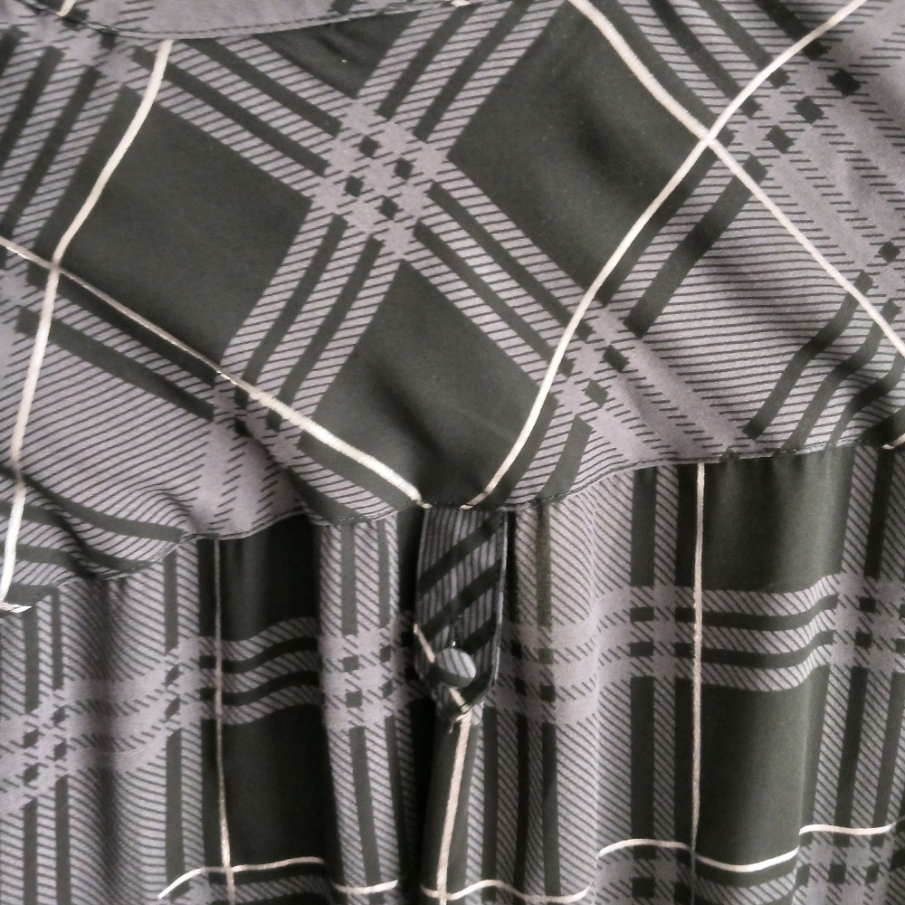 Torrid Top - Picture 4 of 6